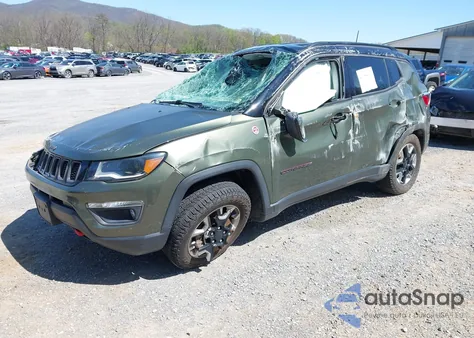 2018 Jeep Compass Trailhawk 4X4 из США, поврежденный, VIN 3C4NJDDB0JT241163